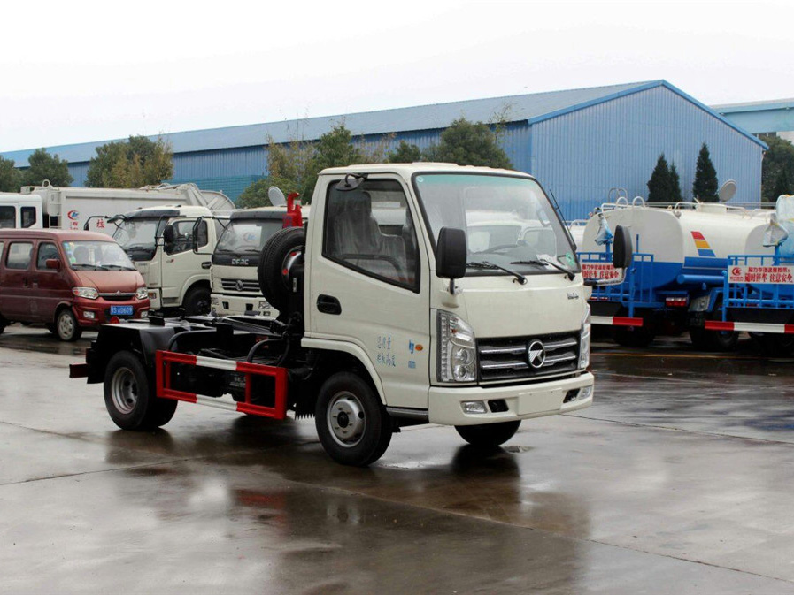 �P�R(4��)CLW5040ZXXK5܇����жʽ����܇